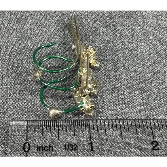 Vintage Enamel Brooch with Light Green and Clear Rhinestones - Picture 5 of 8